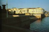 Senat Building and Galernaya St.; the tank goes from left to right